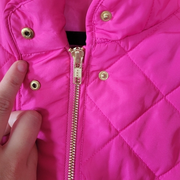 Crown & Ivy Vest Hot Pink W/ Gold Accents Size Large Zipper & Button Overlay EUC - Picture 5 of 10